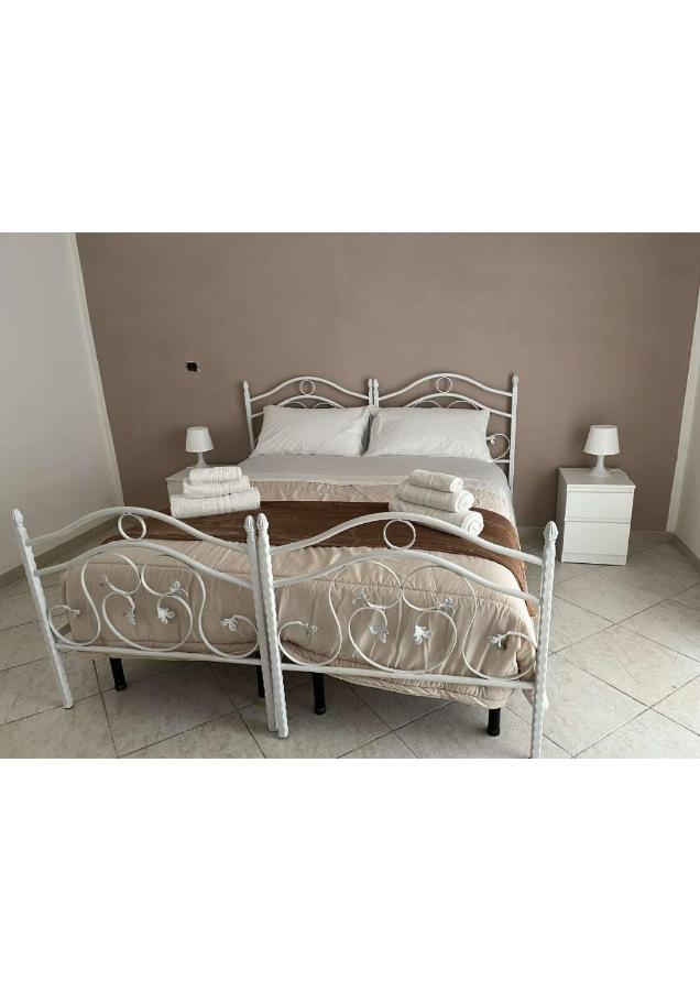 La Svolta Rooms Naples Extérieur photo